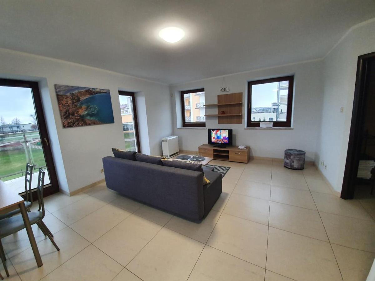 Lido Apartamenty Сърбиново Екстериор снимка