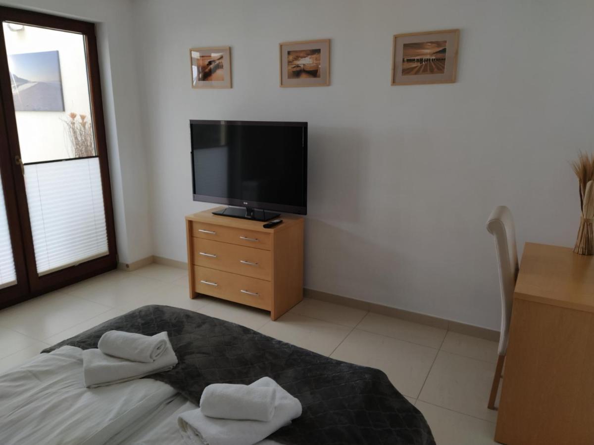 Lido Apartamenty Сърбиново Екстериор снимка